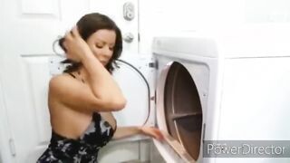 Perverz milf anyuka a fiával kufircol