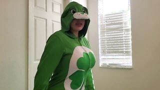 18 éves cosplayes gigantikus popós argentin tinédzser