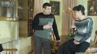 Orosz mami a nevelt fiával kúrel