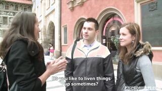 Tinédzser lánynak bejön a termetes hímvessző