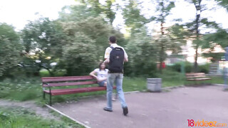 Legelső randin kettyintenek a tinik