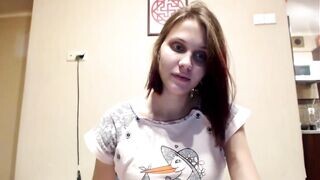 Lilly a terhes tinédzser szuka maszturbálása