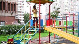 Amatőr orosz fiatal kis csajt basznak