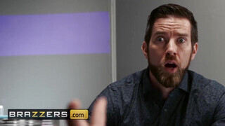 Brazzers - Cali Carter a méretes tőgyes zsenge