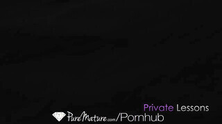 Puremature - Lillian Stone a óriási kannás milf