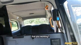Fake Taxi - Sabien DeMonia a gigantikus csöcsű ribanc