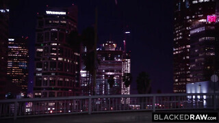 BlackedRaw - Skye Blue édeshármasban dug
