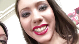 Legalporno - Alysa és Aspen segg lyukba kurelva