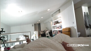 Its POV - Alyssia Kent a vonzó román milf