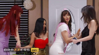 Brazzers - Kurva csajok a leány búcsún szeretkeznek