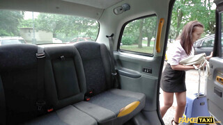 Fake Taxi  - Termetes mellű tini csajszi megkúrelva