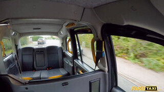 Fake Taxi - Lenina Crowne kedveli hancúrozni a taxiban