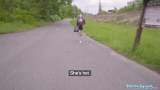 Public Agent - Mia Rose a hatalmas cickós zsenge csajszi