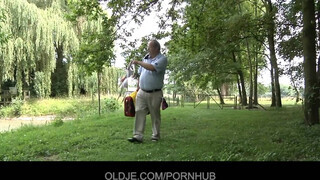 Oldje - Koros manus bassza a tinédzser gádzsit