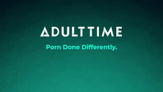 ADULT TIME - pinanyalás és könyörtelen ollózás a csajok között