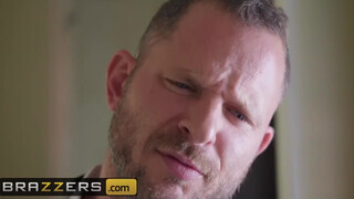 Brazzers - Honey Gold a bűbájos félvér maca