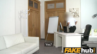 Fake Agent extra félénk pipi alig mer élvezni