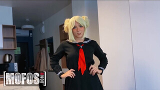 Mofos - Sweetie Fox a cosplayes pipi segglyukba rakva