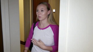 TeenPies - Tiffany Kohl cunija megtöltve