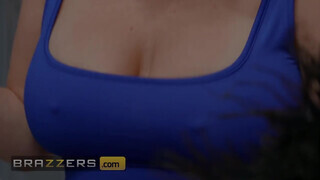 Brazzers - Quinn Waters tini fószerrel kúr