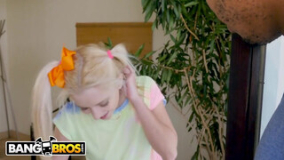 BANGBROS - Riley Star kedveli a barna pöcst