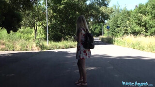 Public Agent - Sophia Grace pénzért bekapja a hímvesszőt