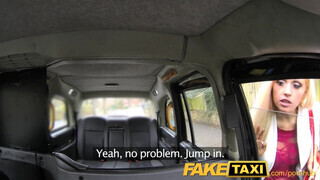 FakeTaxi - Csöcsös világos szőke hátsó nyílásba kefélve