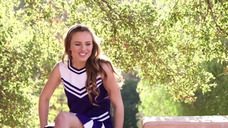 Jillian Janson a szexi kicsike sulis gádzsi