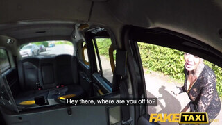 Fake Taxi - Brooke Jameson az óriás tőgyes milf