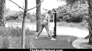 TheRealWorkout - Fitnesz vlogger és a gigászi hímtag esete