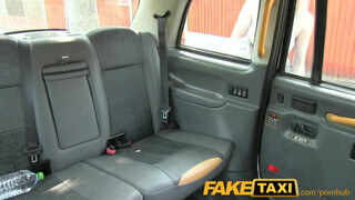 FakeTaxi - tökéletes keblű tinédzser csajszi