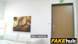 Fake Agent - ártatlan fekete bige és a fütykös esete