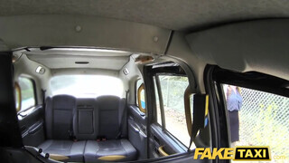 Fake Taxi - idősebb csajszika méretes falloszt akar