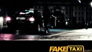 FakeTaxi - Jasmine Jae kedveli a durva hímvesszőt