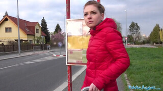 Public Agent - Amatőr maca pénzért megkefélve