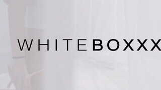WhiteBoxxx - Silvia Dellai a csábos cseh nőci