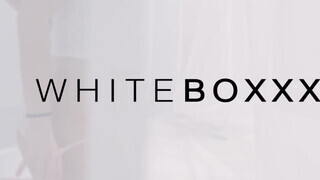 WHITEBOXXX - a rendes maca megoszotik a faszon