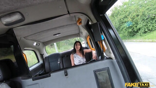 Fake Taxi - Bájos brazil macát kúr a taxis