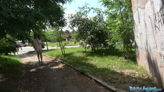 Public Agent - Hannah Vivienne a kéjhölgy milf