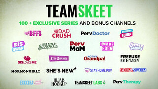 TeamSkeet - Katie Kushnak eléggé mély a torka