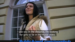 PublicAgent - Rebecca pénzért baszik