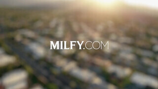 MILFY - Natasha Nice duplán kedveli