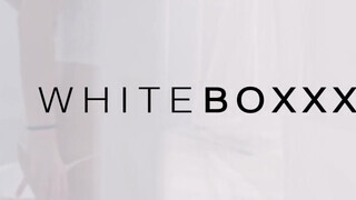 WHITEBOXXX - Francys Belle a óriási kannás bige