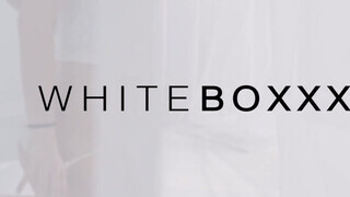 WhiteBoxxx - Luna Corazon a szívdöglesztő latina bige
