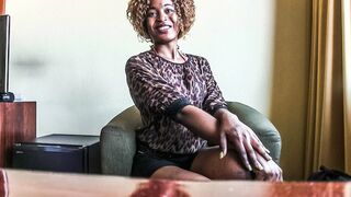 Csábos amatőr milf keményen megkettyintve casting forgatás után