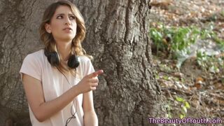 Alexa Grace zsenge vaginája forrón dörzsölődik lezbi szerelmében