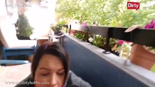 Lara Bergmann forró baletli cumizása megkúrelva hatalmas faszal