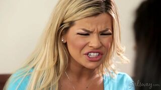 Abby Lee Latin Amerikai és Adriana Sephora forró tinédzser lesbi játékai