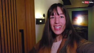 Német zsenge mostohalány cidázza apuci farkát a zuhanyban