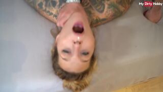 Brutális német amatőr milf orálozza a termetes fasznak